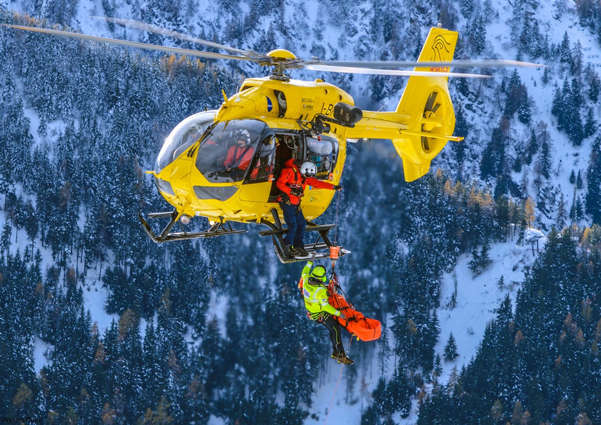 H145 rescue photo credit Alberto Betto 2